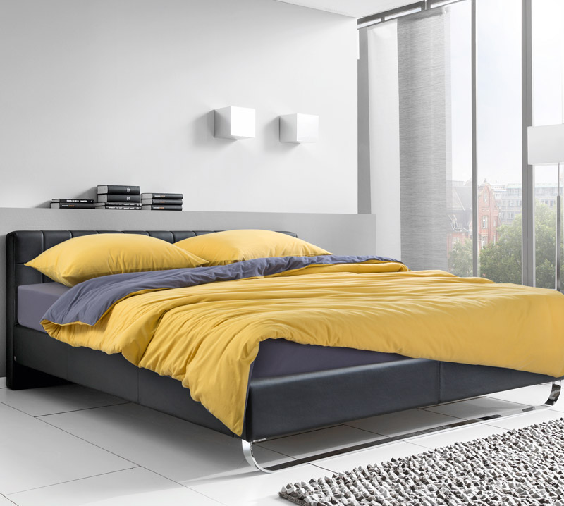 Однотонное постельное белье с простыней на резинке 180x200 Таинственный восток, трикотаж, Евро стандарт фото