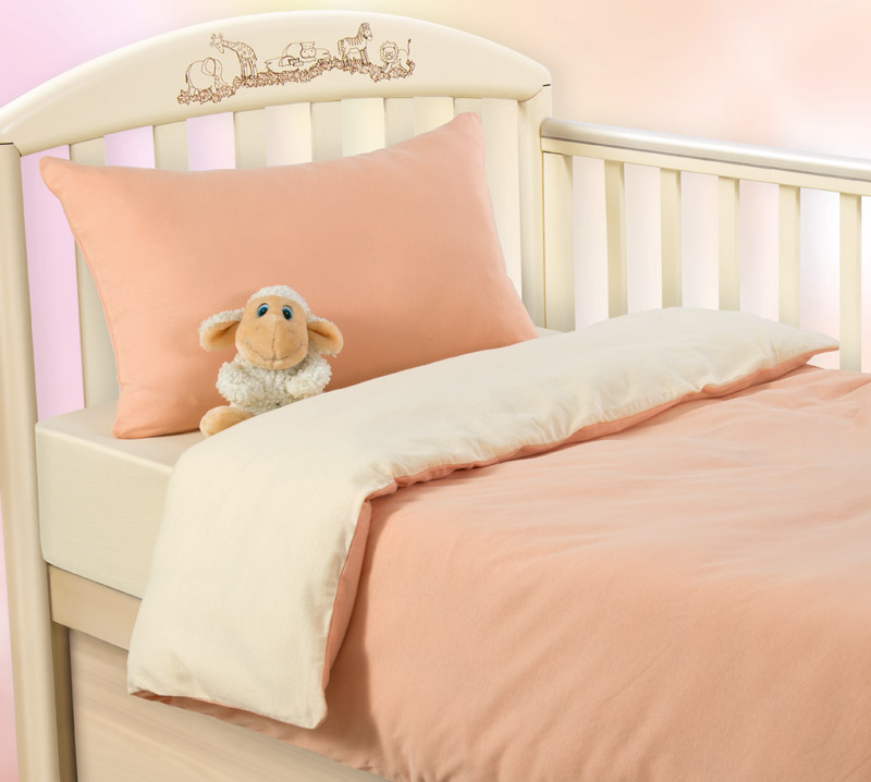 Детское постельное белье с простыней на резинке «Нежный персик», кулирка (Ясельный) фото