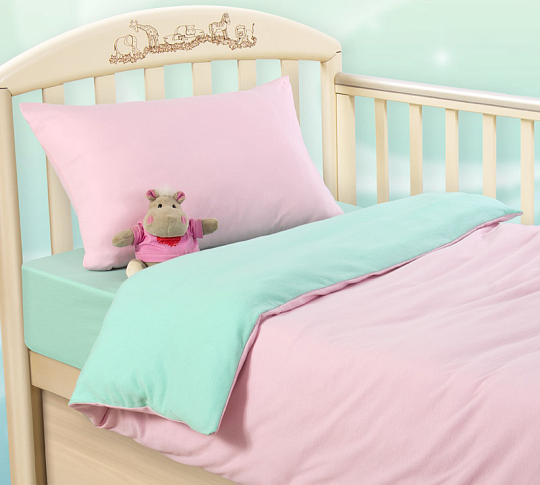 Детское однотонное постельное белье в кроватку 120х60 с простыней на резинке 60x120 Розовая свежесть, кулирка, Ясельный фото