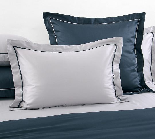 Однотонное постельное белье Восхищение, мако-сатин 300ТС, Евро стандарт фото