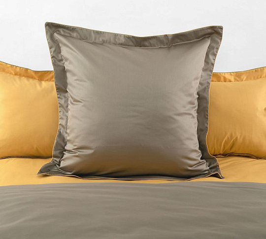 Однотонное постельное белье Солнечный берег, мако-сатин, 2-спальный с европростыней фото